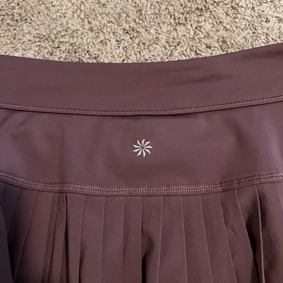 Athleta pleaded skirt size small - Picture 6 of 6
